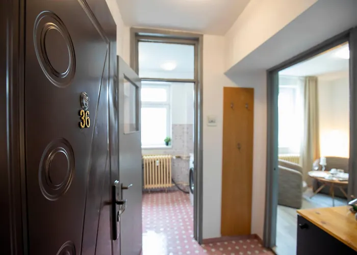 Old Town Luxe Retreat - Calea Victoriei Cec Bank Apartment Bukarest