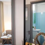 Old Town Luxe Retreat - Calea Victoriei Cec Bank Apartment *