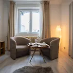 Old Town Luxe Retreat - Calea Victoriei Cec Bank Apartment