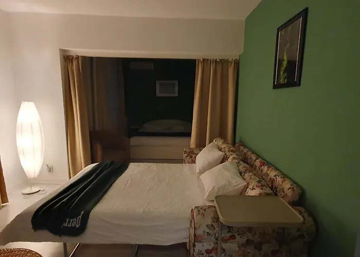 And Sleep Old Apartamento