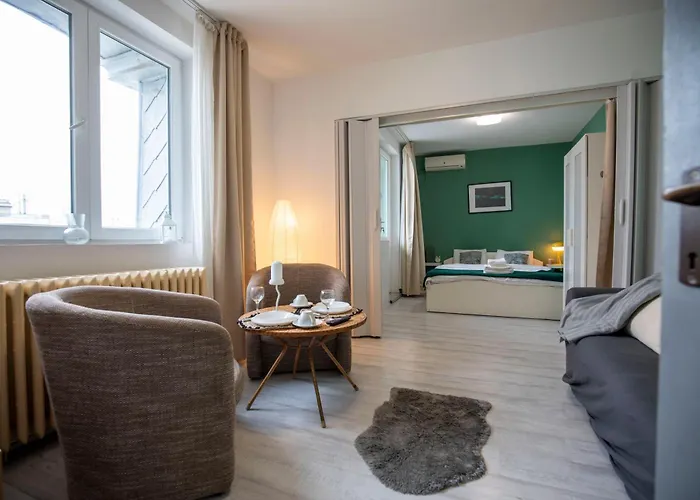 Old Town Luxe Retreat - Calea Victoriei Cec Bank דירה *