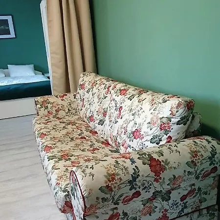 And Sleep Old Apartment Bucharest